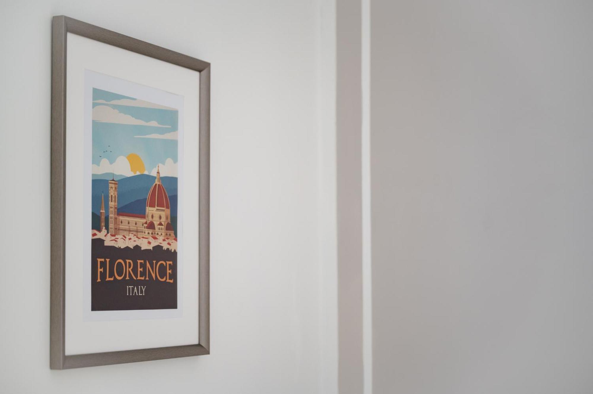 Florence Charming Apartments: Chic Renovated Stay Near Tram Leopolda Exterior photo